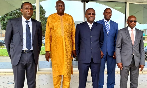 Visite de travail à Abidjan : Abdoul Ly , le DG de l’ARTP, honoré aussi parrain de la « promotion 2020 » de l'EMSP Visite de travail à Abidjan : Abdoul Ly , le DG de l’ARTP, honoré aussi parrain de la « promotion 2020 » de l'EMSP