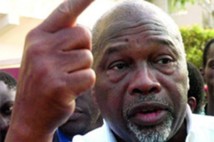 2200 milliards ont été planqués en France, selon Amath Dansokho