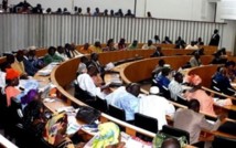 Accord de passeports diplomatiques aux femmes des députés, des élus locaux exigent la valorisation de leur fonction