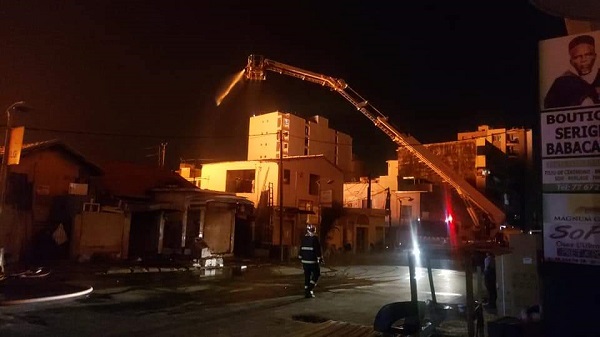 Grave Incendie à Paak lambaye: les images et la vidéo d'une catastrophe