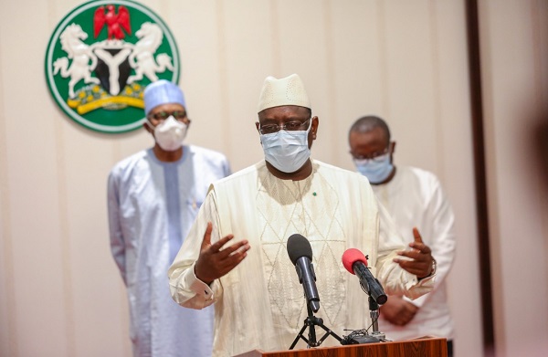 Visite de travail et d’amitié au Nigéria: Les premières images de la rencontre entre Macky Sall, Muhammadu Buhari et Oumaro Sissoco Embalo