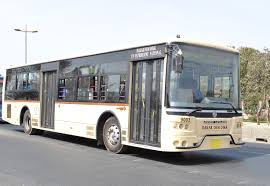 Des bus de Dakar Dem Dikk à l’arrêt, faute de...