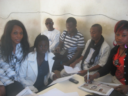 Les filles de la radio "Rail bi Fm", de vraies Yaye Fall