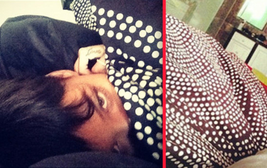 PHOTOS Rihanna et Chris Brown ensemble au lit pour le Nouvel An