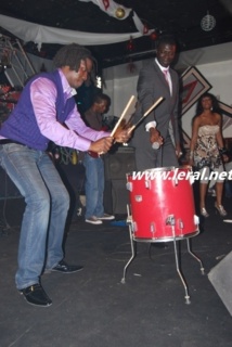Baye Demba Faye et le Sing Sing Rythme Live magic land (Tiat)
