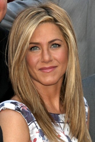 Jennifer Aniston prend la défense de Kim Kardashian