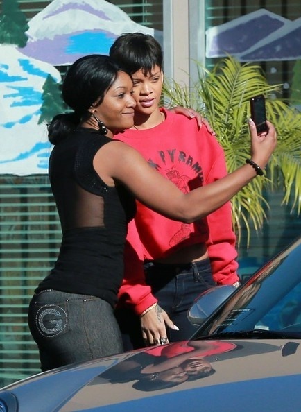 Rihanna et Chris Brown: Karrueche Tran se confie sur leur ménage à trois !