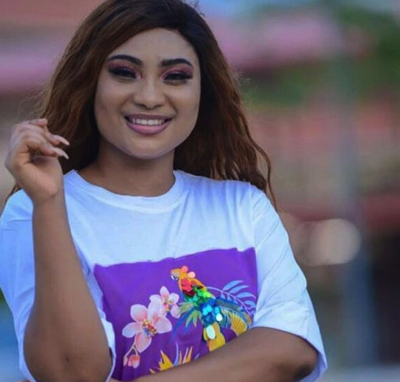 A la découverte de Mbayang, actrice dans la série "Infidèles" (Photos)