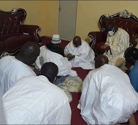 Idrissa Seck à Touba pour des prières : voici quelques images de sa visite chez Serigne Mountakha Bassirou