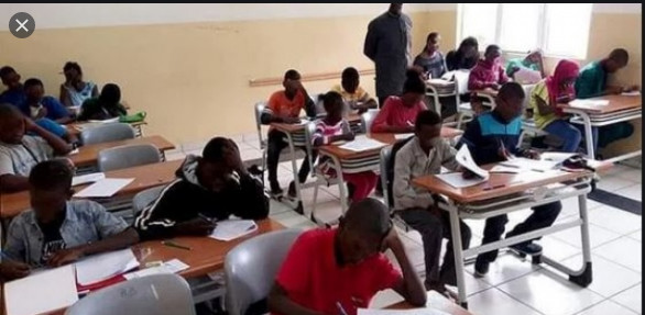 Touba: Un élève en classe de 3e envoyait des vidéos XXX à une femme mariée, pour…  
