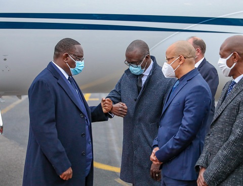 Forum de Paris sur la Paix : les images de l’arrivée du Président Macky Sall à cette rencontre internationale Forum de Paris sur la Paix : les images de l’arrivée du Président Macky Sall à cette rencontre internationale