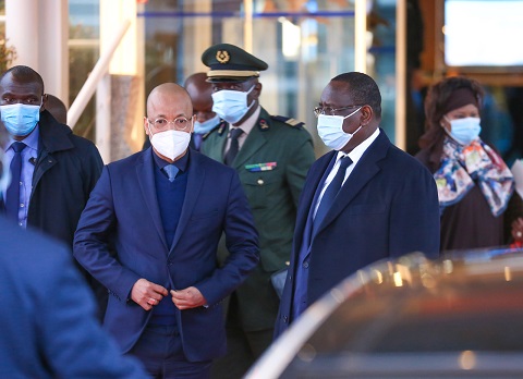 Forum de Paris sur la Paix : les images de l’arrivée du Président Macky Sall à cette rencontre internationale Forum de Paris sur la Paix : les images de l’arrivée du Président Macky Sall à cette rencontre internationale
