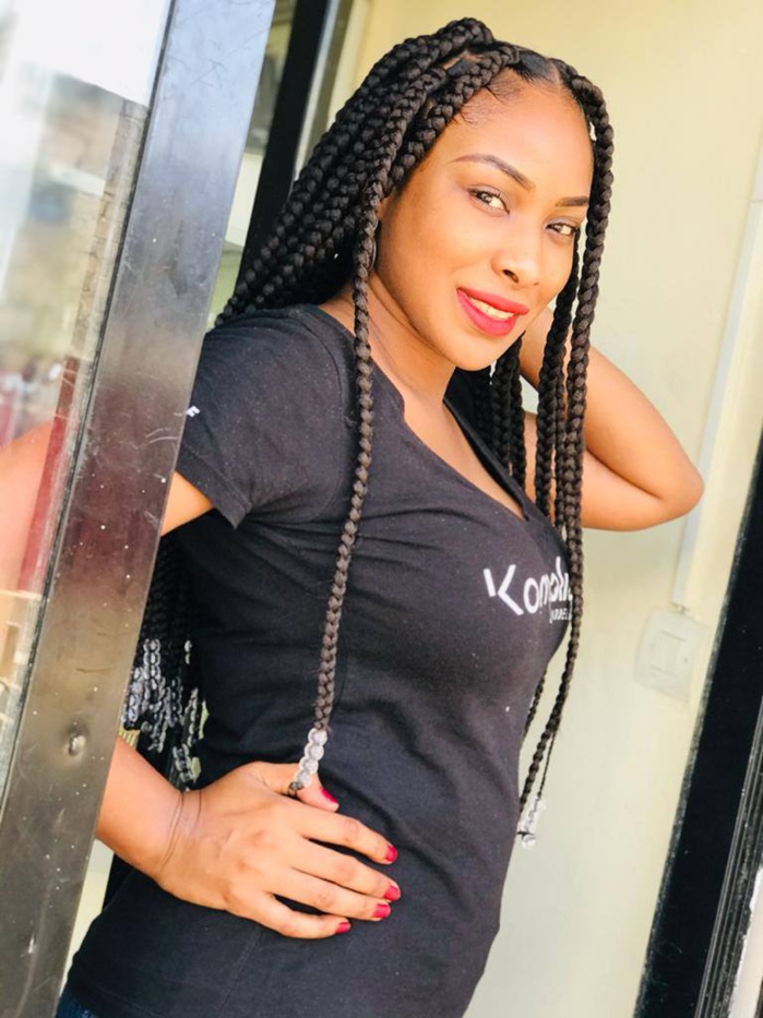 Photos- La chanteuse Cha Dia adopte un nouveau look qui déchire