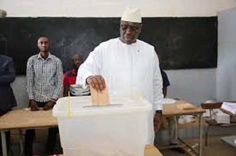 Mouhamet Ngoty Thiam, Coordinateur de «Macky Moniou Doyy»: "Le Président Macky Sall ne doit pas faire un troisième mandat"