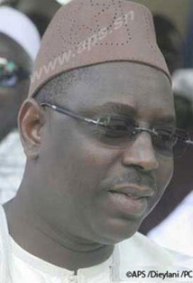 Tivaouane : Macky Sall se réjouit de l’accueil de la famille Sy