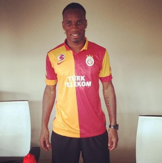 Voici la première photo de Didier Drogba sous le maillot de Galatasaray