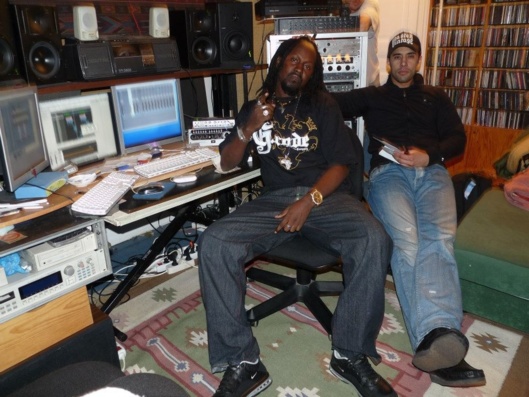 Fafadi sort un nouveau single "Kanala Mola bi"