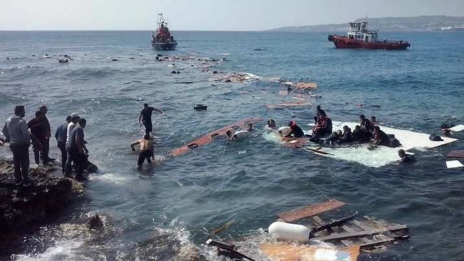 Urgent: Espagne ! Une embarcation de migrants chavire, au moins quatre morts