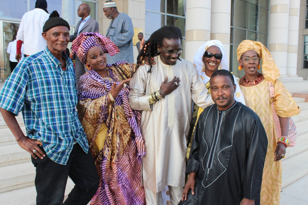 Rencontre entre le Directeur Général du Grand Théatre et les anciens comédiens du Sénégal