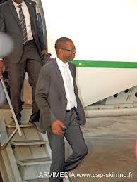 Youssou Ndour à l’œuvre de la gestion sobre...