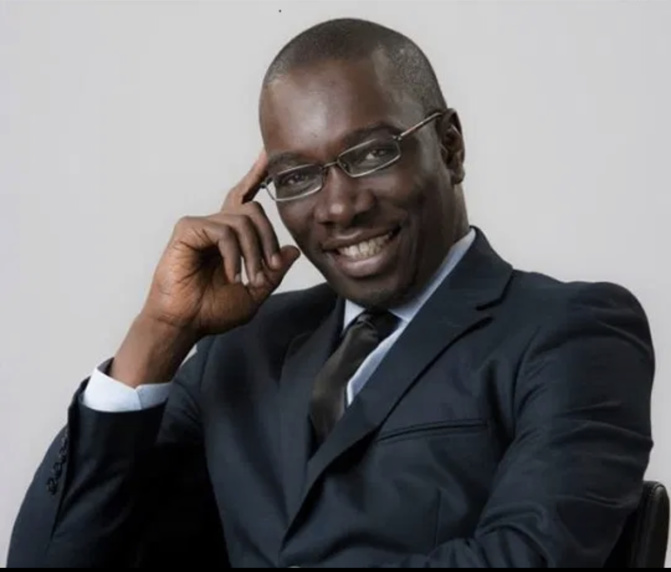 VIDEO / Après la vente de leur maison familiale: La famille Guèye accuse l’Agent Judiciaire de l’Etat, Me Moussa Bocar Thiam de leur avoir escroqué 50 millions de FCfa VIDEO / Après la vente de leur maison familiale: La famille Guèye accuse l’Agent Judiciaire de l’Etat, Me Moussa Bocar Thiam de leur avoir escroqué 50 millions de FCfa