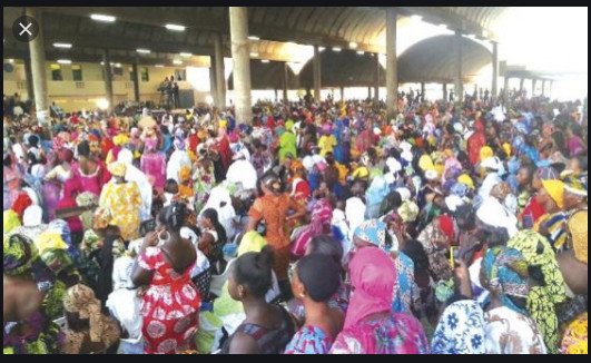 Impactés de Covid-19 à Thiès: Le Garde des Sceaux, Me Malick Sall finance plus de 125 regroupements féminins