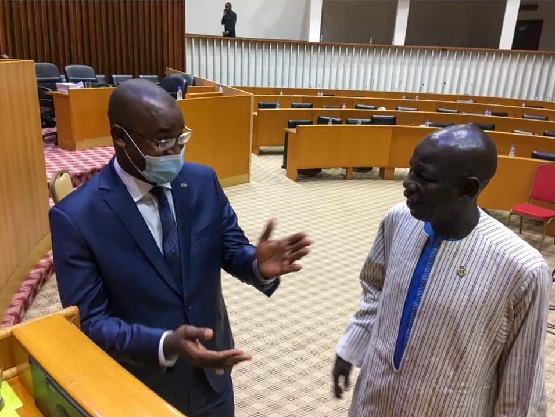 Vote du budget de l'économie numérique et des télécommunications : Yankhoba Diatara en Mode "vents favorables" ... Vote du budget de l'économie numérique et des télécommunications : Yankhoba Diatara en Mode "vents favorables" ...