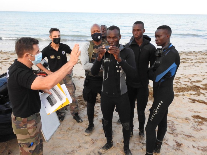 EFS: Information « reconnaissance plage » au cœur de l’exercice franco-sénégalais amphibie Xaritoo 2020