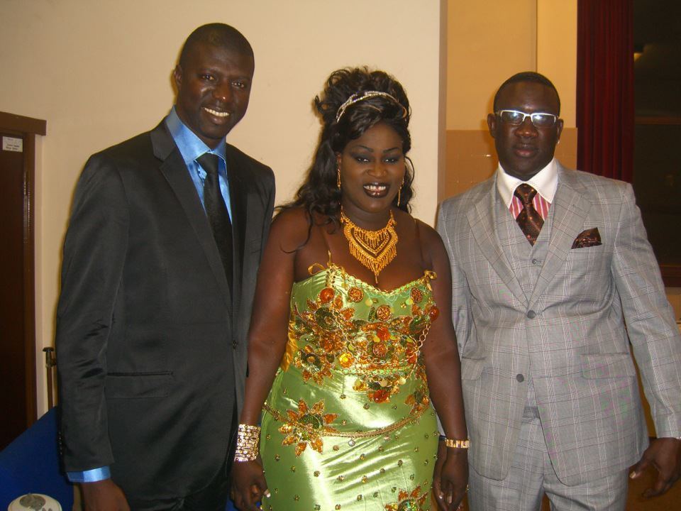 Fallou Dieng avec Ngoné Ndiaye Guéwel à Londres