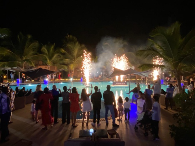 Noël au Lamantin Beach avec les gestes barrières ...
