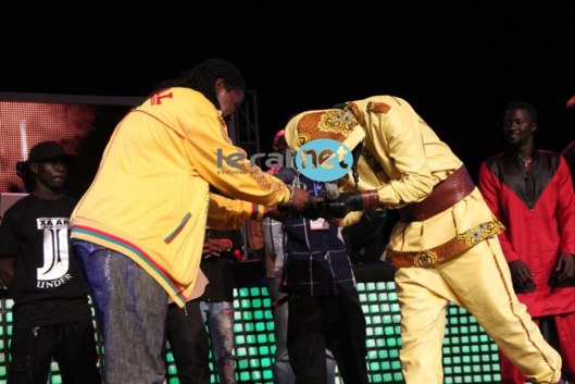 Carlou D très complice avec Dj Awadi
