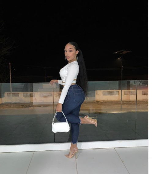 A la découverte de Line Sow, fille de Aïda Coulibaly, l'épouse de Youssou Ndour (Photos) A la découverte de Line Sow, fille de Aïda Coulibaly, l'épouse de Youssou Ndour (Photos)