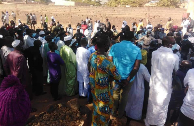 Mali/En images un monde fou, fou, fou aux obsèques de Soumaïla Cissé