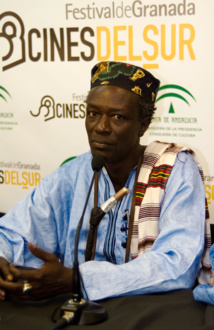 Le cinéaste Moussa Sène Absa demande à Macky Sall de « juger » Abdoulaye Wade
