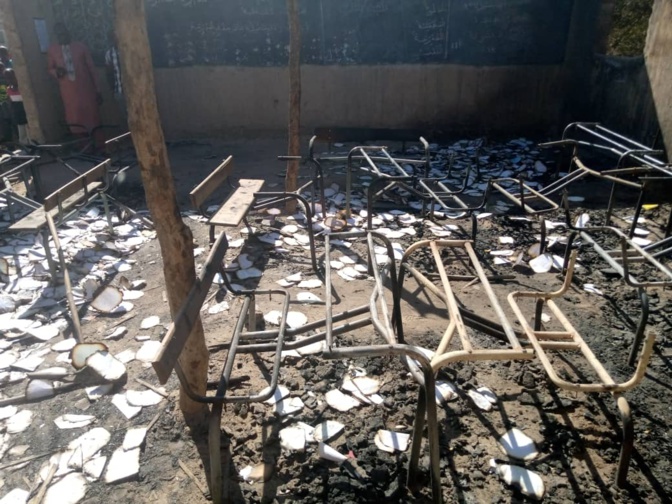 Tambacounda: Un élève réduit en cendres une classe de CE1