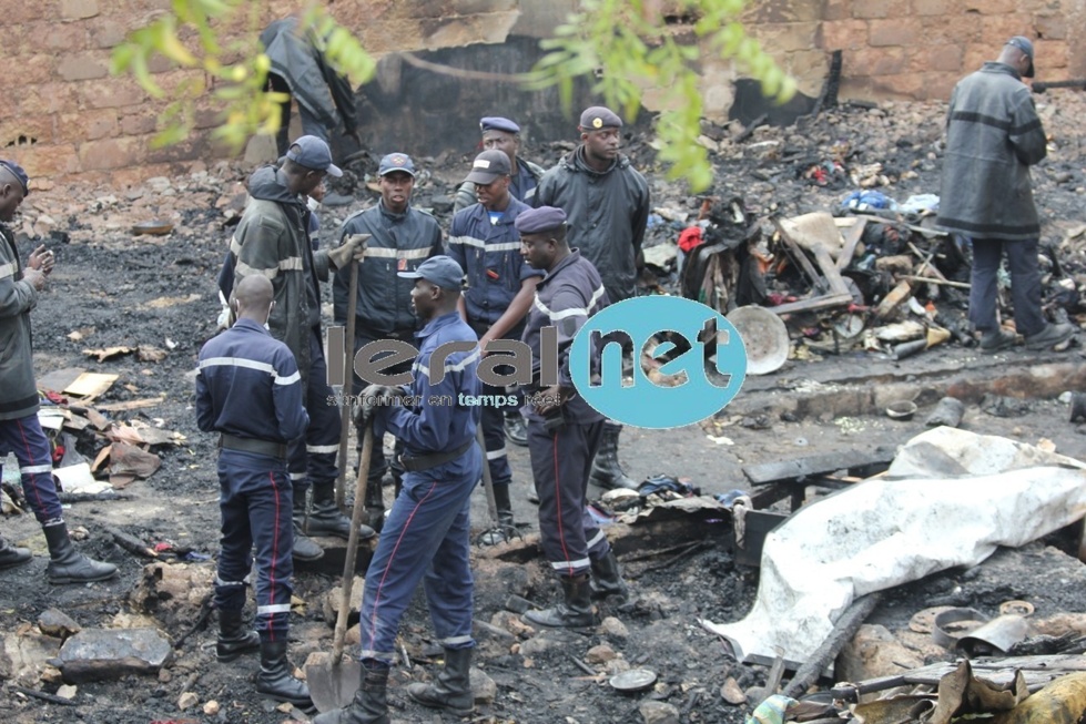 [Photos exclusives] Violent incendie à la Médina: Les flammes ont tout emporté