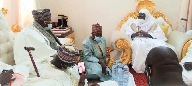 Touba - En images la visite du Khalife de Léona Niassène, Cheikh Ahmed Tidiane à Serigne Mountakha