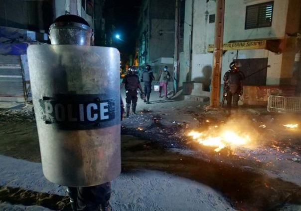 Etat d’urgence assorti d’un couvre-feu: Des citoyens doutent de sa pertinence