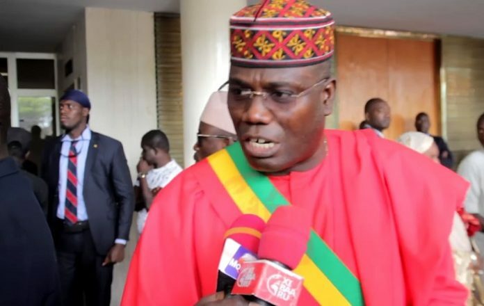 Bokk Guis Guis Touba: Cheikh Abdou Bara Dolly Mbacké persona no grata Bokk Guis Guis Touba: Cheikh Abdou Bara Dolly Mbacké persona no grata
