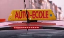 Les moniteurs d’auto-écoles manifestent leur colère 