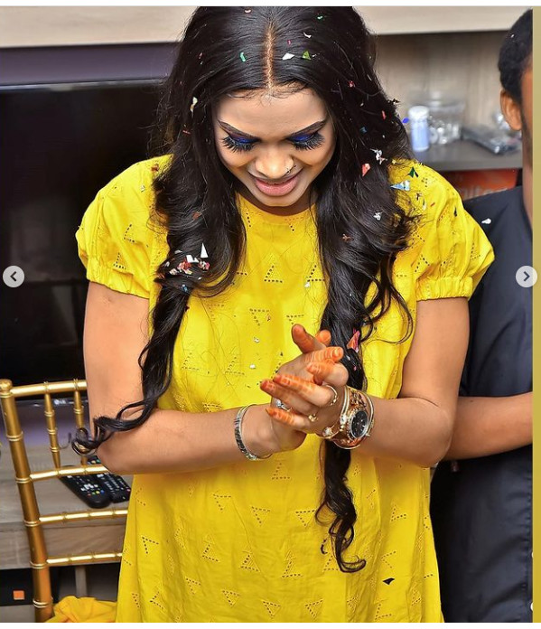 La belle mannequin Marie Louise Diaw fête son anniversaire en grande pompe (Photos) La belle mannequin Marie Louise Diaw fête son anniversaire en grande pompe (Photos)