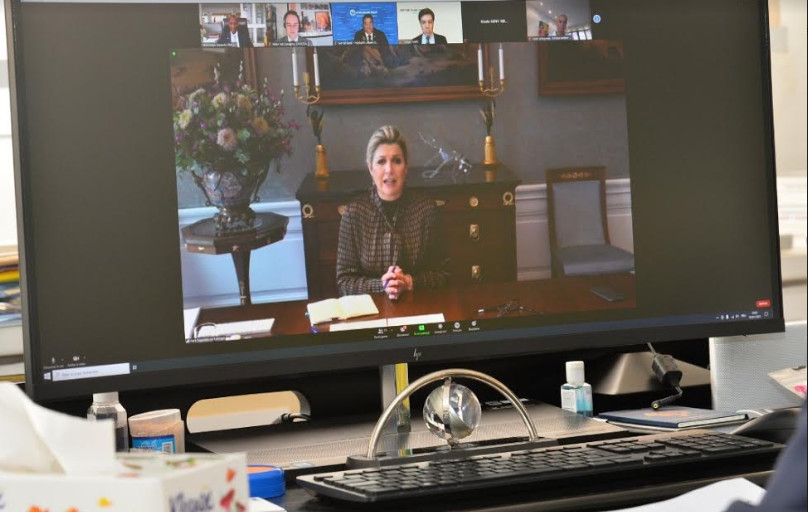 La Reine Máxima des Pays-Bas, en visite virtuelle au Sénégal La Reine Máxima des Pays-Bas, en visite virtuelle au Sénégal