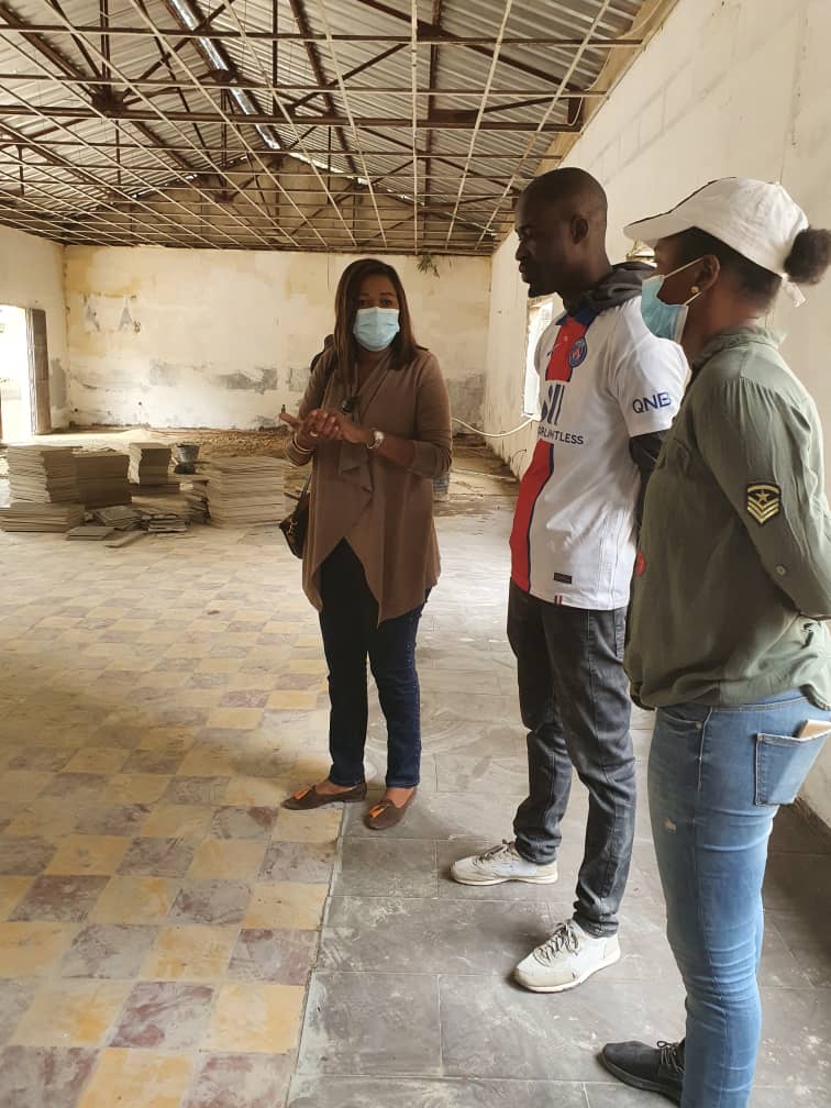 Sortie sociale de la Secrétaire d'Etat au logement Mme Victorine Ndeye au Lycée Lamine Gueye de Dakar