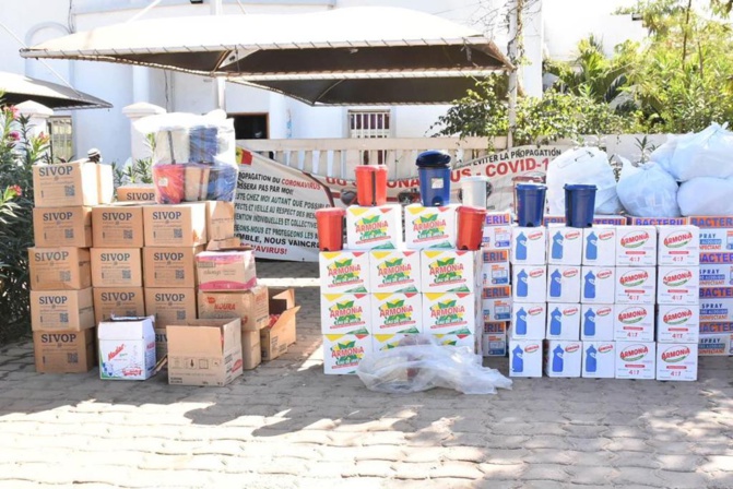 SANGALCAM: OUMAR GUEYE DECAISSE PRÈS  DE 8 MILLIONS POUR OUTILLER LES ECOLES ET LE DISTRICT SANITAIRE.