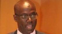 Thierno Alassane Sall tire son chapeau à Macky