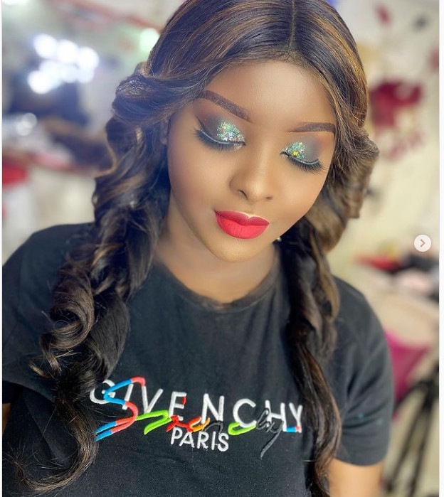 Make-up, sagnsé...La très belle chanteuse Abiba enflamme la toile (PHOTOS) Make-up, sagnsé...La très belle chanteuse Abiba enflamme la toile (PHOTOS)