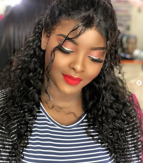 Make-up, sagnsé...La très belle chanteuse Abiba enflamme la toile (PHOTOS) Make-up, sagnsé...La très belle chanteuse Abiba enflamme la toile (PHOTOS)