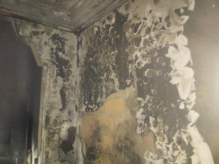 Louga: Des militants de Sonko incendient la maison d’Aïda Diallo, mère de Mamour Diallo