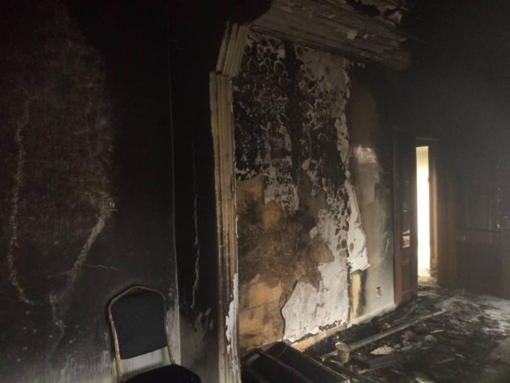 Louga: Des militants de Sonko incendient la maison d’Aïda Diallo, mère de Mamour Diallo