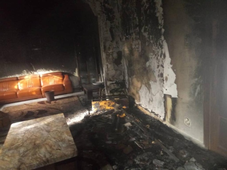 Louga: Des militants de Sonko incendient la maison d’Aïda Diallo, mère de Mamour Diallo